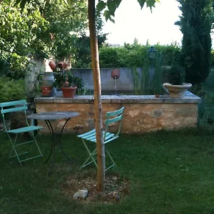 https://les-gites-de-catherine.fr-provencehotel.com